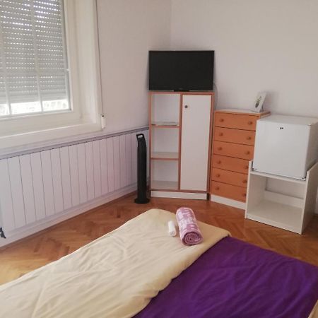 Peró Panzió Debrecen Exterior foto