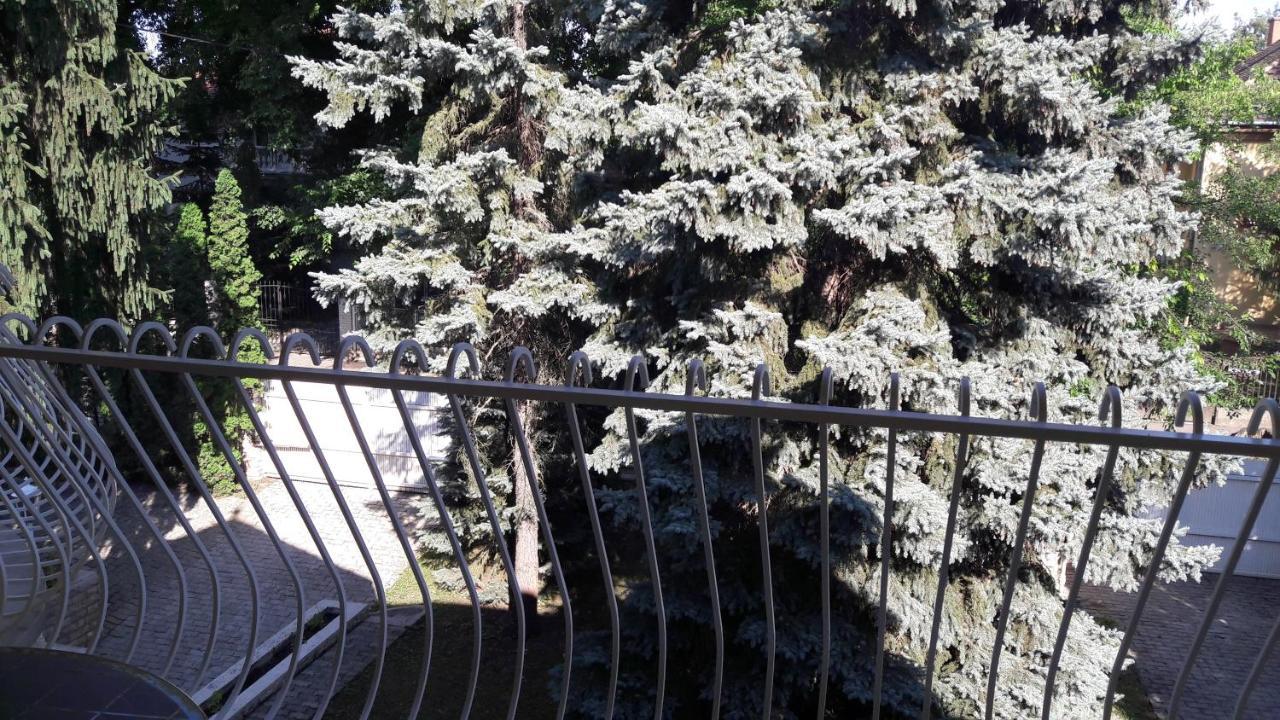 Peró Panzió Debrecen Exterior foto